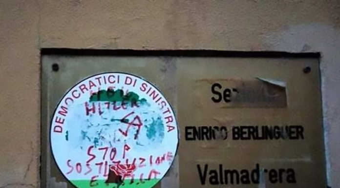 Svastica sull’insegna della sede del PD a Valmadrera: “Atto Vergognoso”