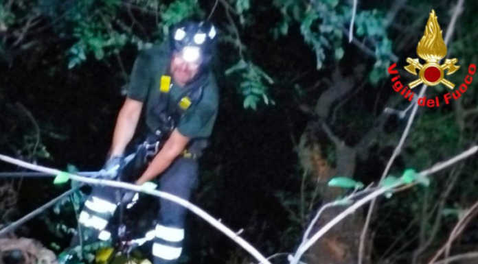 Paderno. Auto in una scarpata di 60 metri, trovato morto il conducente vigili del fuoco soccorso paderno d'adda 20220829