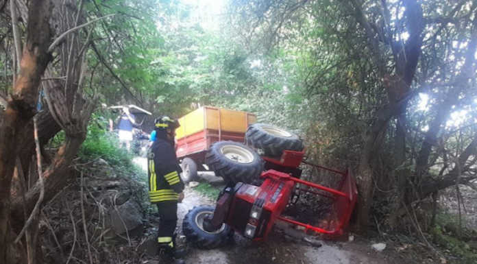Colle: il trattore si ribalta. Soccorso 64enne