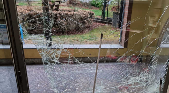 Farmacie nel mirino dei ladri, notte di furti tra olginatese e calolziese Furto alla farmacia di Olginate 20220831