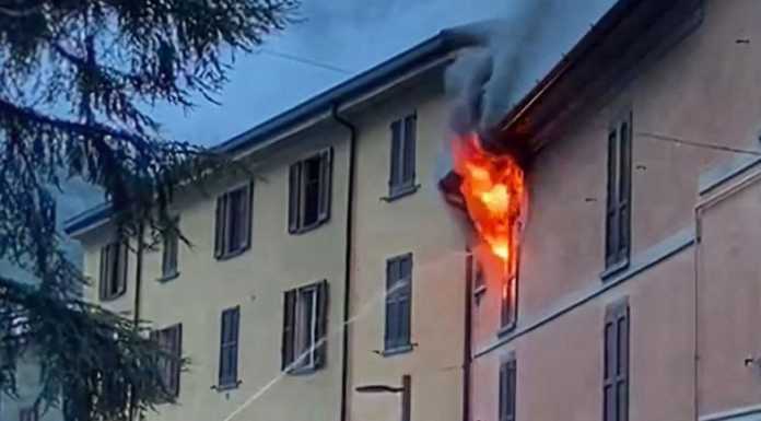 Valmadrera, incendio in via Roma: brucia un appartamento