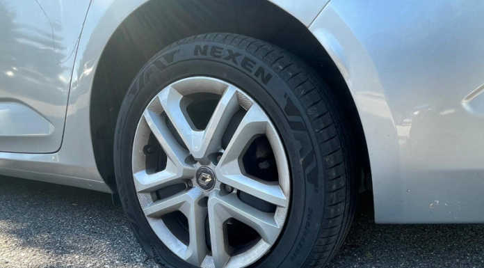 Vandalismi a Laorca, Brigatti e Minuzzo: “Serve un segnale dal Comune” Laorca: auto vandalizzata