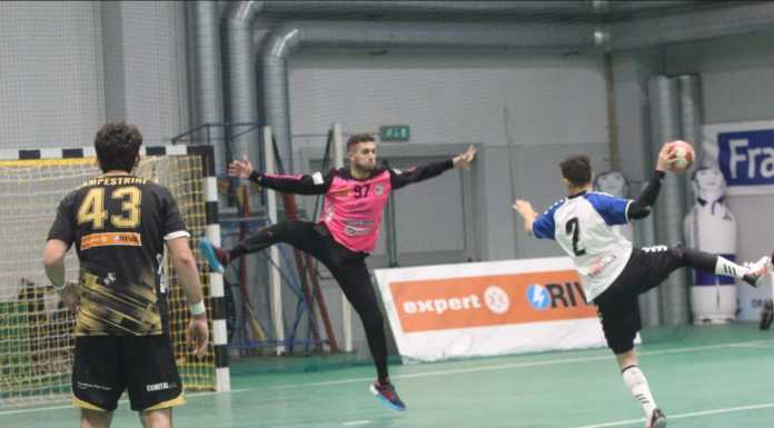 Pallamano. A Molteno il campionato italiano Under 20 Youth League Pallamano Molteno azione di gioco