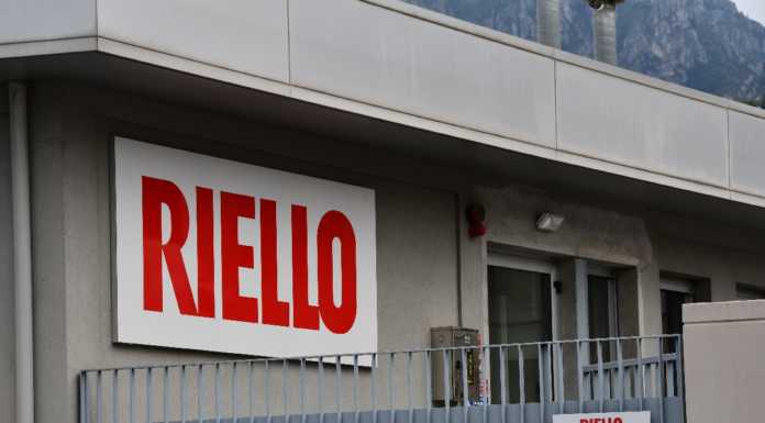 Cessione Riello, i sindacati: “Ancora nessuna garanzia occupazionale da parte di Carrier” Riello Lecco