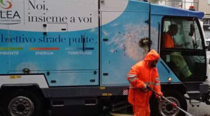 L’acqua del depuratore per lavare le strade, il progetto parte da Olginate silea_spazzatrice_pulizia_strade