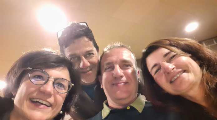 Dal Costa Rica a Lecco per ritrovare i compagni con cui aveva studiato 30 anni fa Cena di classe... 30 anni dopo