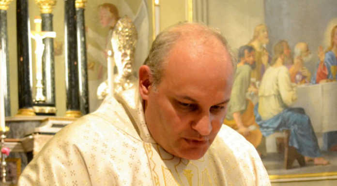 Lutto a Mandello: è morto Don Massimo Rossi, ex parroco di Somana