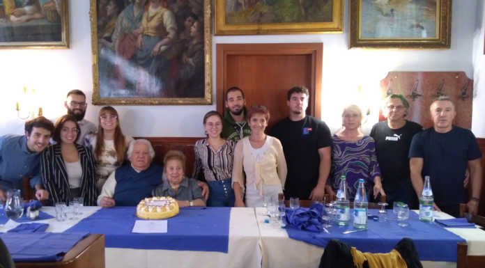 Come 60 anni fa tornano alla Trattoria Americo per festeggiare le nozze di diamante I coniugi Surianello alla Trattoria Americo festeggiano le nozze di diamante con la famiglia
