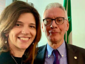 La dottoressa Nicoletti col Prefetto Sergio Pomponio