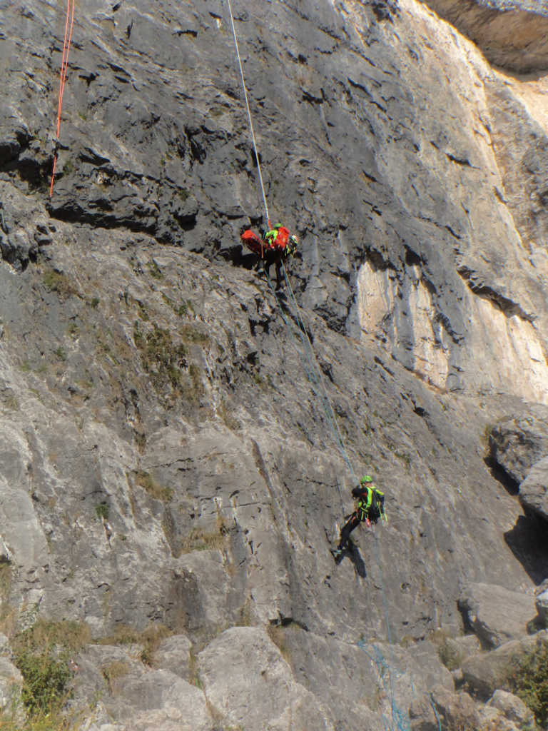 Soccorso Alpino XIX Delegazione Lariana: corso avanzato di recupero in parete sulla Bastionata sud del Resegone