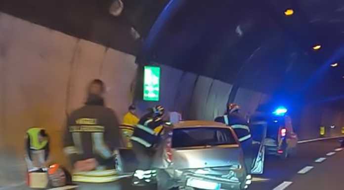 Mandello. Schianto in galleria sulla SS36, soccorso un giovane