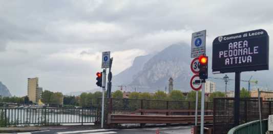 Lavori e traffico a Lecco: durante le festività riapre il Ponte Vecchio
