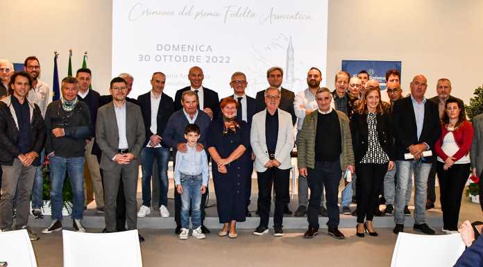 Artigianato “storia e futuro delle comunità”. Premiate 27 aziende lecchesi