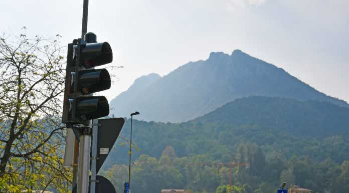 Ponte vecchio: ecco i semafori. Prima la chiusura, poi la nuova viabilità