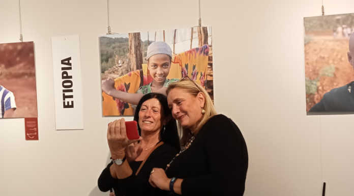 Varenna. Al via a Villa Monastero la mostra “Sorridi, è gratis!” Mostra Villa Monastero "Sorridi, è gratis"