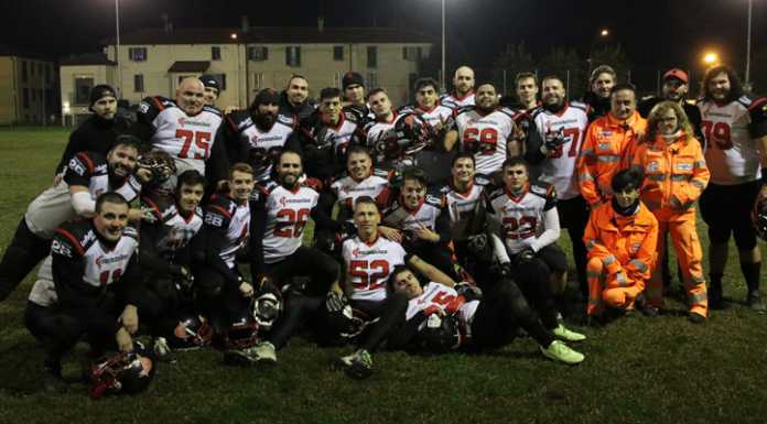 Football americano. Commandos Brianza, buona la prima! Calco Commandos Brianza 20221107
