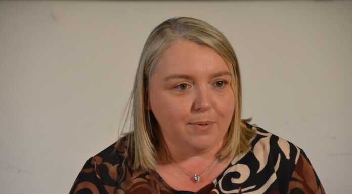 Pro Loco Calolzio: al via il corso di yoga e la rassegna teatrale Calolzio_presentazione_libro_Papini_Pro_Loco_20221119