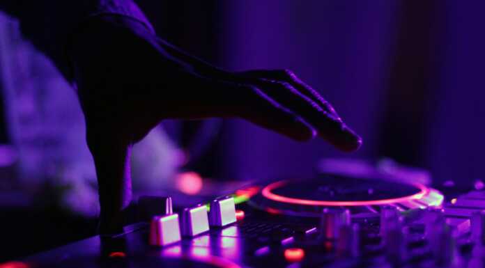 Valsassina DJ Contest. 6 DJ si sfideranno a colpi di musica. Chi vincerà?