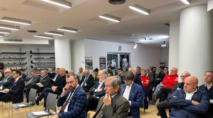 Lago di Como e turismo sportivo: “Le Olimpiadi del 2026 grande opportunità” report turismo sportivo