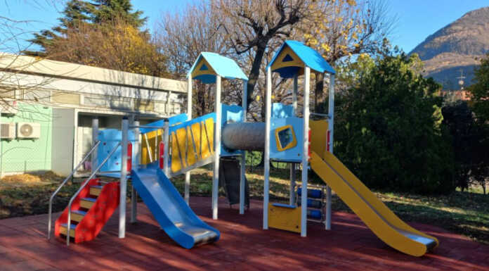 Valmadrera. Nuovi giochi nel giardino della scuola dell’infanzia di via Casnedi Giochi scuola dell'infanzia via Casnedi Valmadrera
