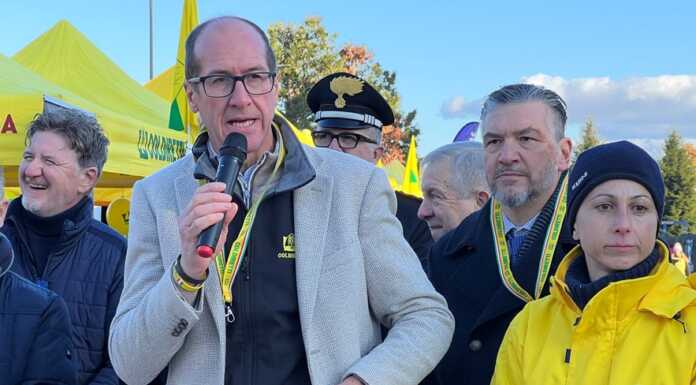 L’appello di Coldiretti: “No al cibo sintetico”. Migliaia di firme raccolte anche a Lecco