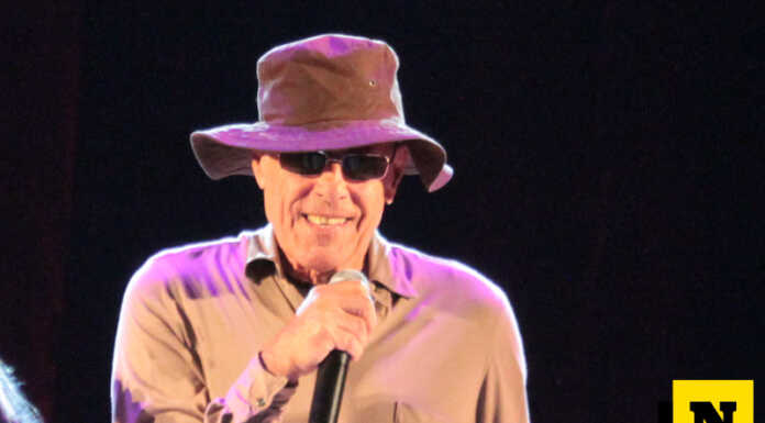 Merate: Teocoli conquista il teatro Manzoni. Sold out lo spettacolo benefico per il Nespolo