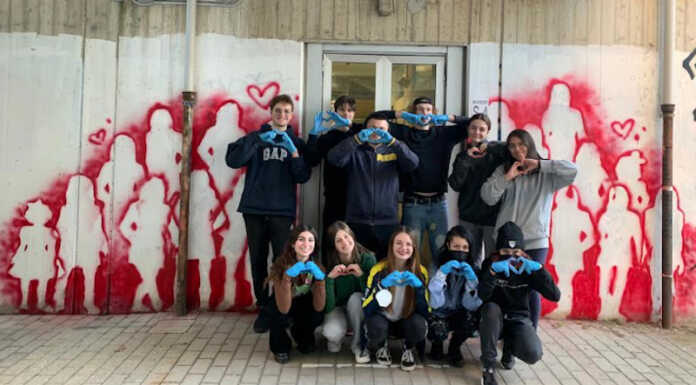 A Villa Greppi un’installazione per dire stop alla violenza sulle donne Villa Greppi