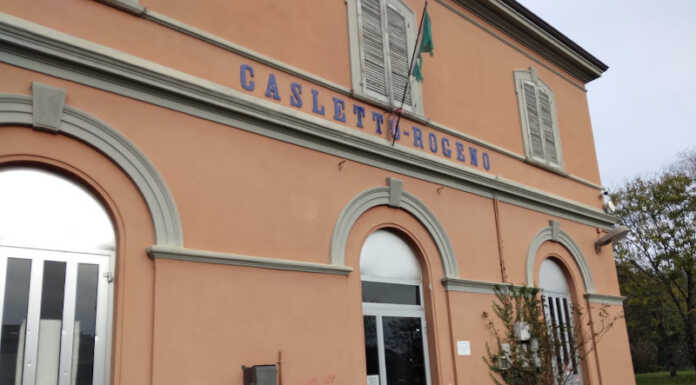 Linea Lecco-Como, la denuncia: “Stazioni in pessime condizioni” Stazione Casetto Rogeno