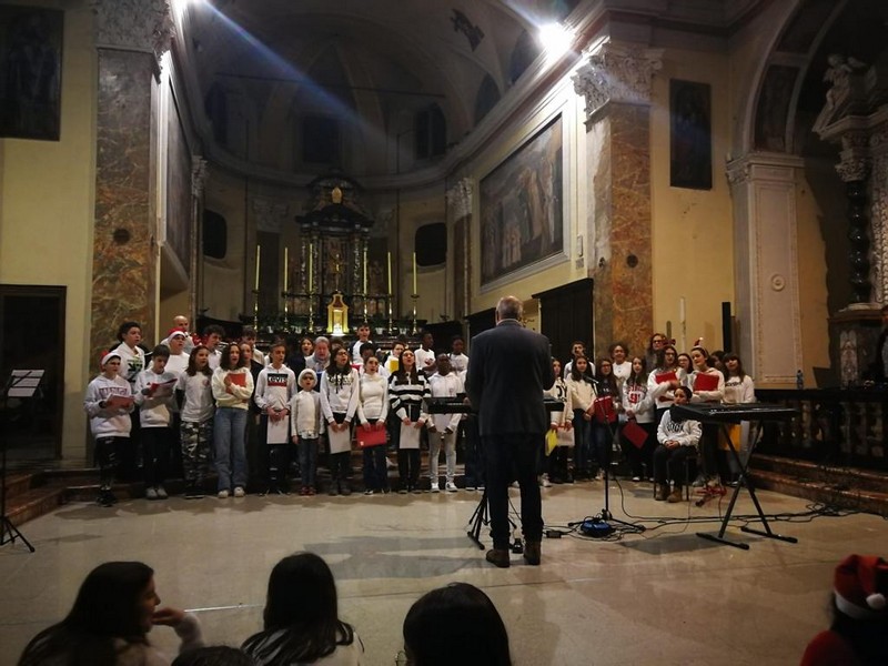 ICS Manzoni Calolzio concerto natale pasturo