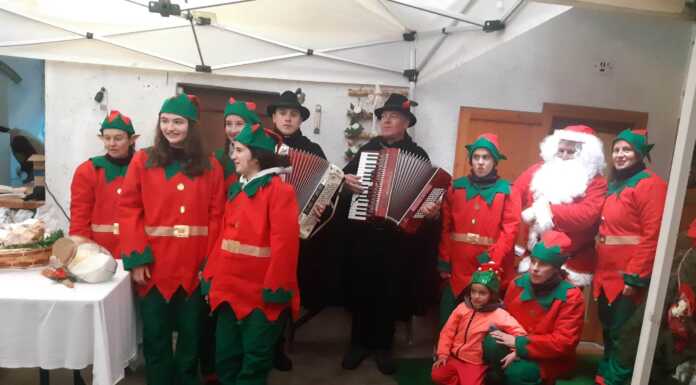 “Natale sotto la Torre” appuntamento a Introbio per una domenica di festa "Natale sotto la Torre" Introbio