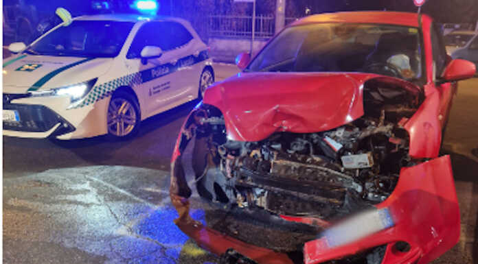 Osnago, incidente al semaforo di via Copernico: due coinvolti