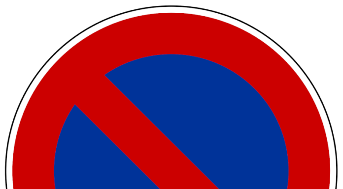 Pulizia strade a Varenna: giovedì soste vietate in alcune vie del paese Divieto di sosta