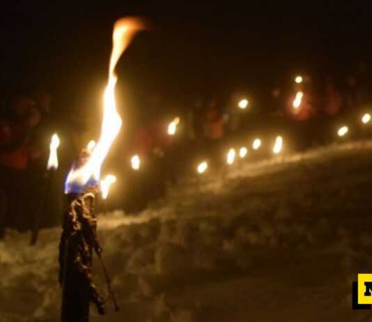 Natale 2025. Fiaccolate dell’antivigilia, le montagne lecchesi tornano a brillare fiaccolata_fiaccolate_antivigilia