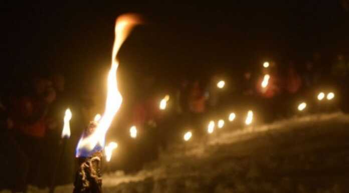 Natale 2024, le montagne tornano a brillare con le fiaccolate dell’antivigilia fiaccolata_fiaccolate_antivigilia
