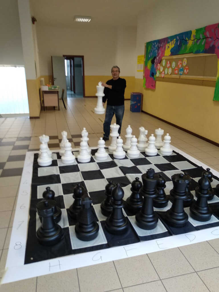 Scuola Nazario Sauro Germanedo corso scacchi 2023