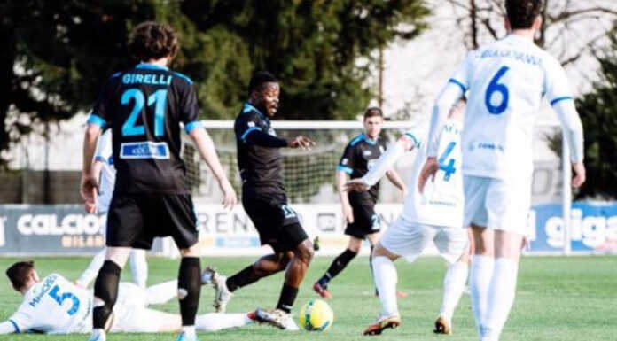 Pro Sesto – Lecco finisce 1 a 1 con i blucelesti in 9 Magni Calcio Lecco - Foto Calcio Lecco