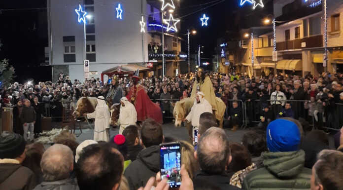 In tantissimi a Premana per la tradizionale Cavalcata dei Tre Re Premana Calvalcata dei Tre Re 2023