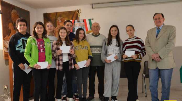 Riscoprire il piacere di scrivere, premiati i vincitori del concorso della Pro Vercurago Premiazione_concorso_medie_pro_vercurago_20230117