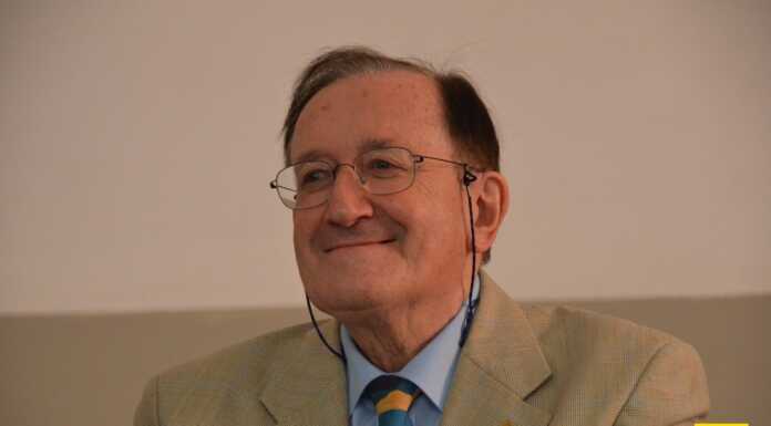 Dolore a Lecco per la morte di Adriano Stasi: “Persona di grande cultura e devozione” Premiazione_concorso_medie_pro_vercurago_20230117