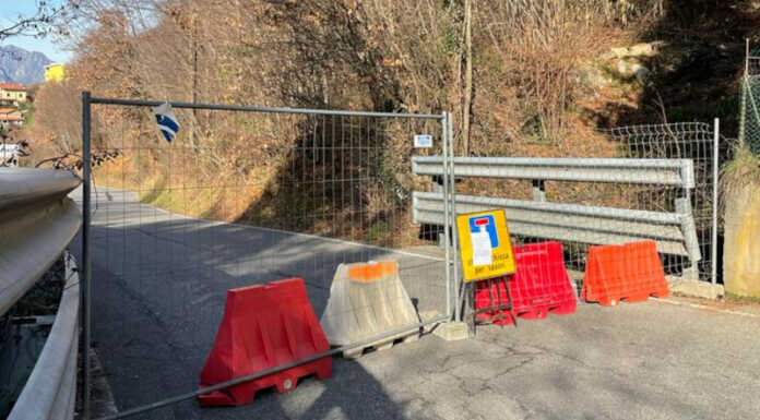 Calolziocorte. Resta chiusa la strada tra Lorentino e Favirano Strada Lorentino frana chiusura reti