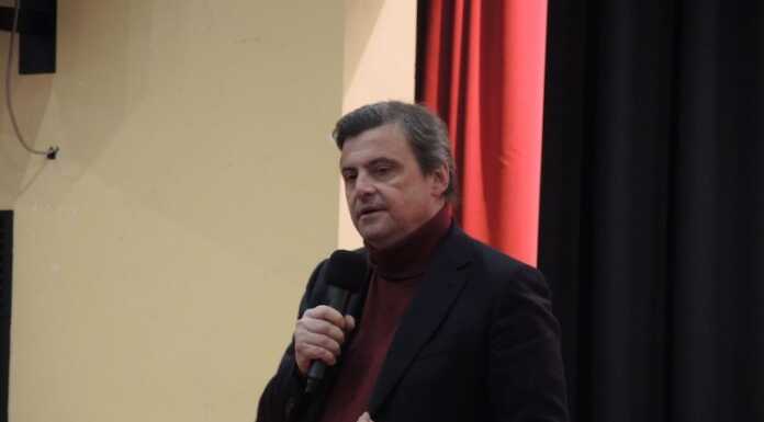 Carlo Calenda a Merate per la cena di Natale di Azione