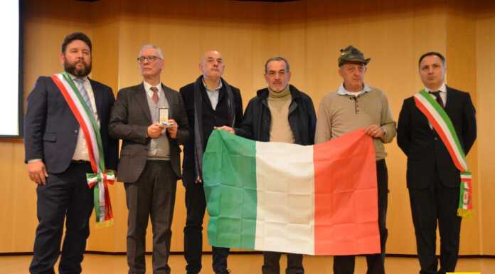 Giorno della Memoria, consegnate le medaglie d’onore ai deportati e internati lecchesi medaglie_d'onore_lecco_20230127