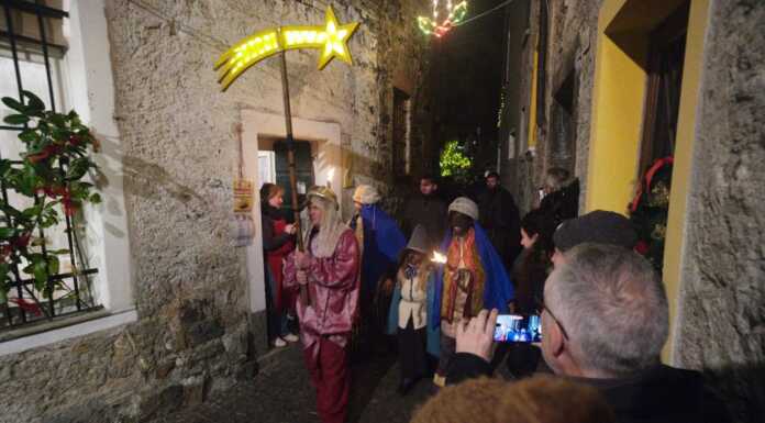 Esino rivive la tradizione, successo per ‘La Notte dei Magi’ notte dei magi esino lario