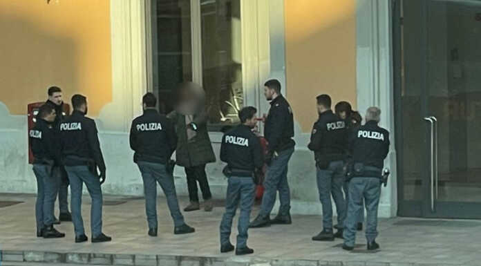 Lecco. Molestava e disturbava i passanti in stazione, fermato un uomo uomo fermato in stazione