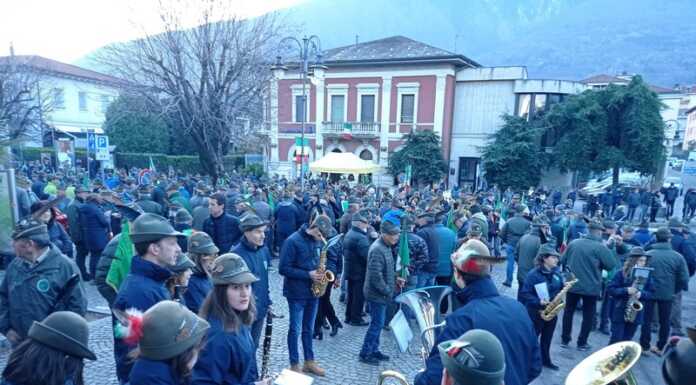 Alpini. Indelebile la battaglia di Nikolajewka: a Colico il ricordo delle penne nere Alpini battaglia di Nikolajewka commemorazione