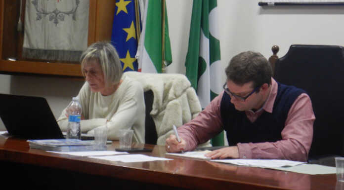 Airuno. Strappo nella maggioranza: 4 consiglieri danno vita a un nuovo gruppo consiliare