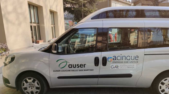 Auser. Ciclo di incontri “Vivande d’autore” e inaugurazione di due mezzi Auser nuovi mezzi Lecco