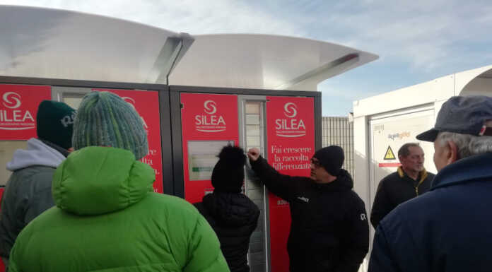 La Valletta: in servizio i due distributori automatici dei sacchi dei rifiuti Distributore automatico sacchi rifiuti