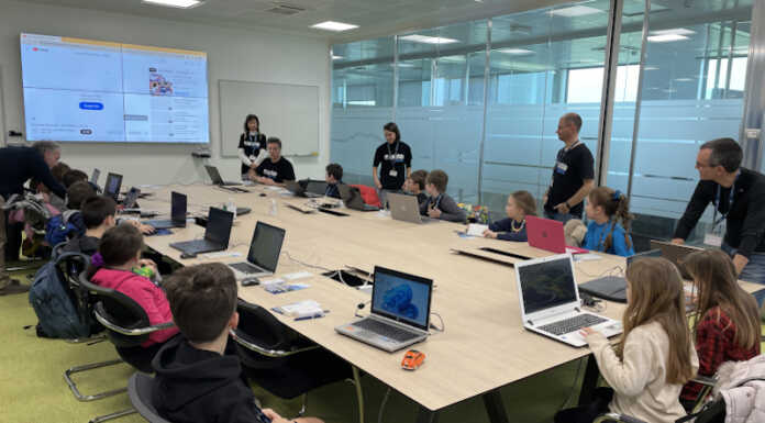 Merate: con Carnival Dojo 15 bambini a lezione di coding da Technoprobe Coderdojo Merate technoprobe