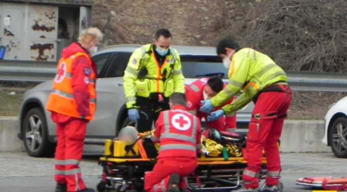 Infortunio in azienda a Cortenova, soccorso un uomo di 65 anni